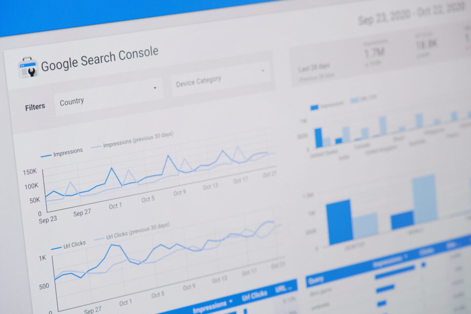 Google Search Console (GSC)